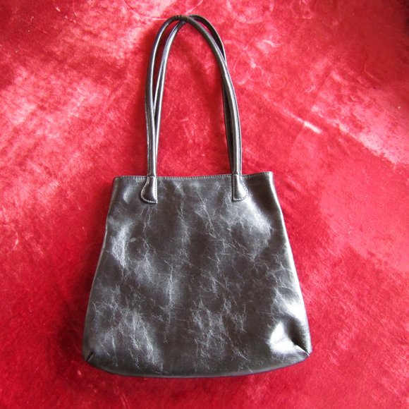 Sabina, New York. Mid size, black leather purse. - Picture 2 of 4